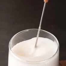 1 Pieza Mini Batidor De Leche Portátil, Batidor De Crema Para Hornear Doméstico, Mezclador Eléctrico Portátil Y Batidor De Huevos Inalámbrico - Blanco - Ver 3