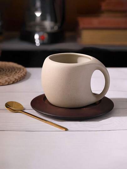 Set Cangkir & Piring Kopi