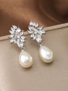 一对镶嵌立方氧化锆和仿珍珠的女士水滴耳环，优雅别致，适合派对、宴会、婚礼等场合。情人节配饰。 - 銀色 - 查看 13