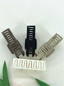 4入組女士黑白卡其色立體爪形髮夾，日常休閒髮飾 - 彩色 - 查看 3