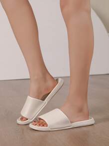 Simple White Slippers For Men, Summer Indoor Bathroom Slippers For Students, Fashion Wear, Non-Slip Outdoor Sandals, Home Slip-On