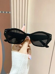 Gafas de sol de ojo de gato asimétricas con marco geométrico retro, de plástico de estilo clásico de moda unisex, decoración para exteriores, viajes, playa y vacaciones con protección UV