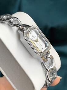 Pablo Raez 1pc Silver Elegant Women Jewelry Watch Summer Accessories Stainless Steel Bracelets Chain Vintage Quartz Lady Watch Female Fashion Simple White Face With Diamond Display Solid Metal Bracelet Luxury Quartz Dress Wristwatch With Blue Time-Adjuster Nice Teacher Gifts Hours For Female Friend Or Family Teenagers Students Lovely Clock Fit For Daily Life/Work/Study Party Decoration Graduation Wedding Birthday Present