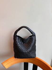 New Arrival Woven Bucket Bag, Fashionable And Stylish Handbag With Unique Design. Versatile Shoulder Bag/Crossbody Bag For Work, Commute, School, Or Casual Outings. Simple And Vintage Style. Perfect For Professionals, Students, And Anyone Seeking A Cute And Colorful Accessory. Dopamine Color Scheme. - 黑色 - 查看 5