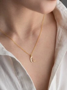 1Pc Minimalist Dainty Heart Initial Letter Pendant Necklace For Women Girls 26 English Letters Stainless Steel Clavicular Chain Necklaces Fashion Jewelry Gift