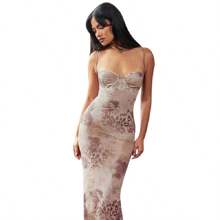 vestido con tirantes y estampado - Caqui - Ver 6