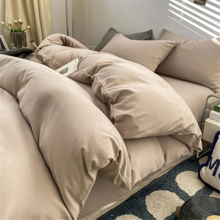 4pcs Super Soft Solid Color Bedding Set (1 Quilt Cover, 1 Bedsheet, 2 Pillowcases) For All Seasons - Apricot - View 1