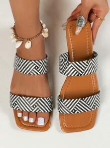 Women's Plus Size Patent Leather Square Toe Flat Sandals For Summer, Sexy And Comfortable