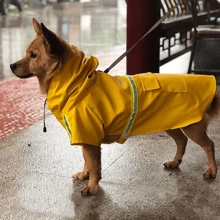 1件帶帽狗狗雨衣,防水反光狗狗雨衣,適用於3-50公斤大小的小型、中型和大型狗狗。反光披風雨衣,黃色寵物雨衣,在雨天遠足時使用,適用於雨天狗狗衣服 - 黃色 - 查看 2