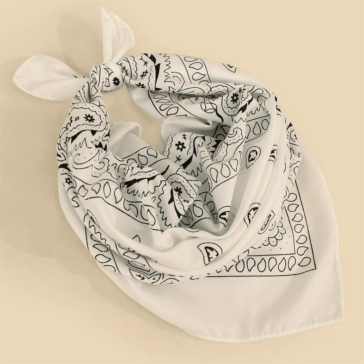 Women's Floral Print Bohemian Style Square Scarf, Suitable For Everyday Wear,Beach,Holiday,Travel Essential - White - View 1