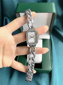 Pablo Raez 1pc Silver Elegant Women Jewelry Watch Summer Accessories Stainless Steel Bracelets Chain Vintage Quartz Lady Watch Female Fashion Simple White Face With Diamond Display Solid Metal Bracelet Luxury Quartz Dress Wristwatch With Blue Time-Adjuster Nice Teacher Gifts Hours For Female Friend Or Family Teenagers Students Lovely Clock Fit For Daily Life/Work/Study Party Decoration Graduation Wedding Birthday Present