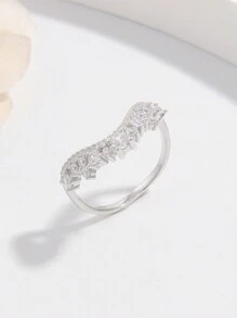 Vaerine 1 stuk Glanzend , Elegant , Nobel , En Stijlvol Sterling zilver Twee lagen Ring Met Cubic Zirkonia & Pijl Gevormd Ontwerp , Geweldig Geschenk Voor Vrouwen Hanger tonen A Date Bruiloft Verloving Bruidssieraden
