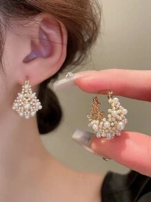 Andkiss 1 Pair 14K Gold-Plated Hollow Pearl Hoop Earrings - Multicolor - View 1