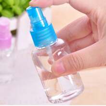 1 件随机颜色旅行可填充小型喷雾瓶喷雾器适用于化妆品，适用于假日海滩、浴室收藏、卧室收藏，大容量