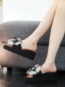 Women's Slippers Summer Outside 2021 New Fashion All-Match Bowtie Sandals Comfortable Anti-Slip High-Heeled Beach Shoes Valentines