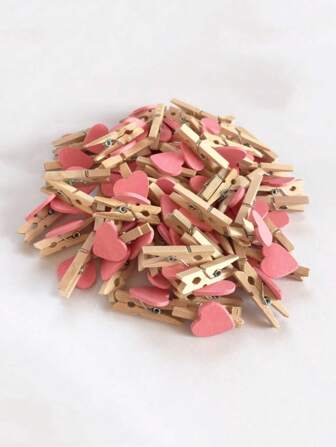 20pcs Red Heart-Shaped Clips, Wooden Heart Clothes Photo Paper Peg Mini Clothespins Decorative For Home Wedding Party Stationery