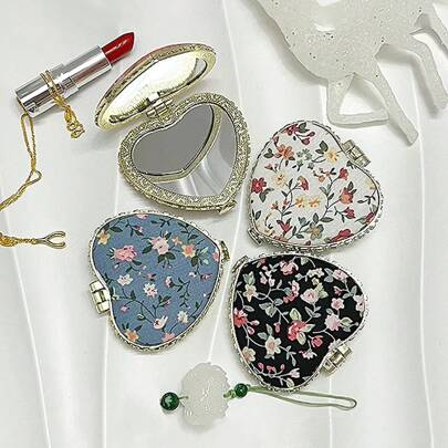 1pc Portable Heart-Shaped Folding Makeup Mirror With Cute Cloth Cover And Printed Pattern - Double Side Cosmetic Mirror Suitable For Home And Travel, Ideal Gift For Women, Girls, Mothers, Friends And Wives, Compact Mirror, Pocket Small Vanity Mirror, Living Room Home Bedroom Bathroom House Decor, Travel Stuff, Wedding, Party, Birthday