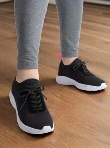 Women Wedge Sneakers - Blanco y Negro - Ver 1