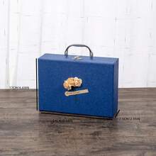 Una Caja De Regalo Grande Para Amigos Y Amigas En Días Festivos - Azul - Ver 2
