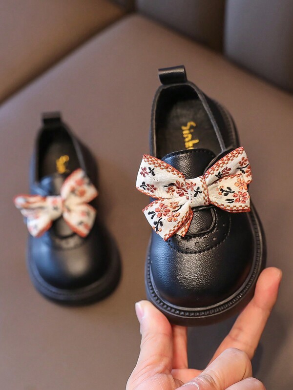 2024 Spring And Autumn New Style Children's College Style Bow Knot Soft-Sole Leather Shoes For Fashionable Girls