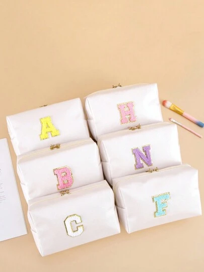 1個 防水PUカレッジスタイルパッチ トラベルメイクアップバッグ オーガナイザーポーチ かわいいコスメケース ファスナーバッグ レター A B C N S T K F I付き (女性用)