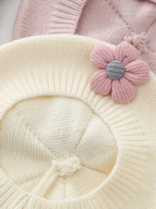 1pc Baby 0-3 Years Old Baby Children's Beret, Cute Boys And Girls Knitted Hat, Floral Fashion Solid Color Spring And Winter Winter Winter Warm Children's Hat