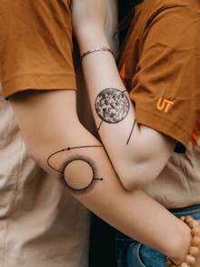 STARTTOOS 1pc Temporary Black Abstract Planet Circular-Design Tattoo Sticker For Arm, Chest, Abdomen, Back, Body - Black - View 6