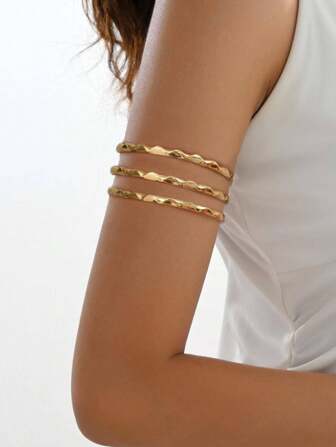 1pc Three-Layer Gold Color Wavy Armlet, Simple Metallic Textured Lines Snake Cuff Arm Band, Style Body Chain For Summer Party Cosplay, Couple's Gift Valentines,Mom,Mother,Mother's Day,Gift
