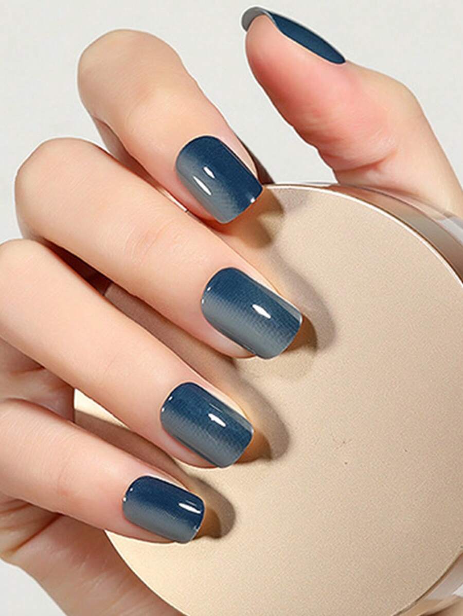 雾霾蓝短款美甲产品雾霾蓝短款纯白简约指甲板 - 彩色 - 查看 1