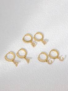 1對女士小號huggie Hoop字母耳環| Post Huggie耳環|方鋯|925純銀低過敏|女童、少女、女士禮物 - 金黃色 - 查看 3