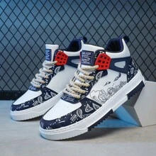 Fashionable Men's HK-Style High-Top Sneakers With Original Design Perfect For Golf - Blue and White - View 1