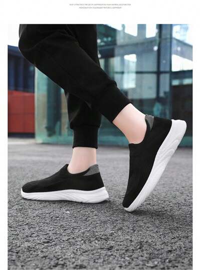 New Women's Casual Running Shoes Spring & Autumn Ladies Flying Weaving Breathable Lightweight Sports Slip-On Shoes Flat Sneakers For Woman Black Color