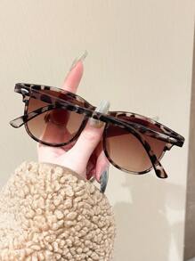 1pc Fashionable Y2k Style Square Frame Cute Retro Sports Eyewear For Women Boho Beach Accessories For Women Glasses Shades Basics Fall Winter Women Outfits Clothes Business Casual Gifts Color Blocking Boho Vacay Vacay Vibes For Summer Beach Vacation,Outdoor,Travel