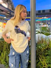 Oversized T-Shirt With Fashion Print BadBu Nobody Knows Sitting Cowboy - Champagne - View 4