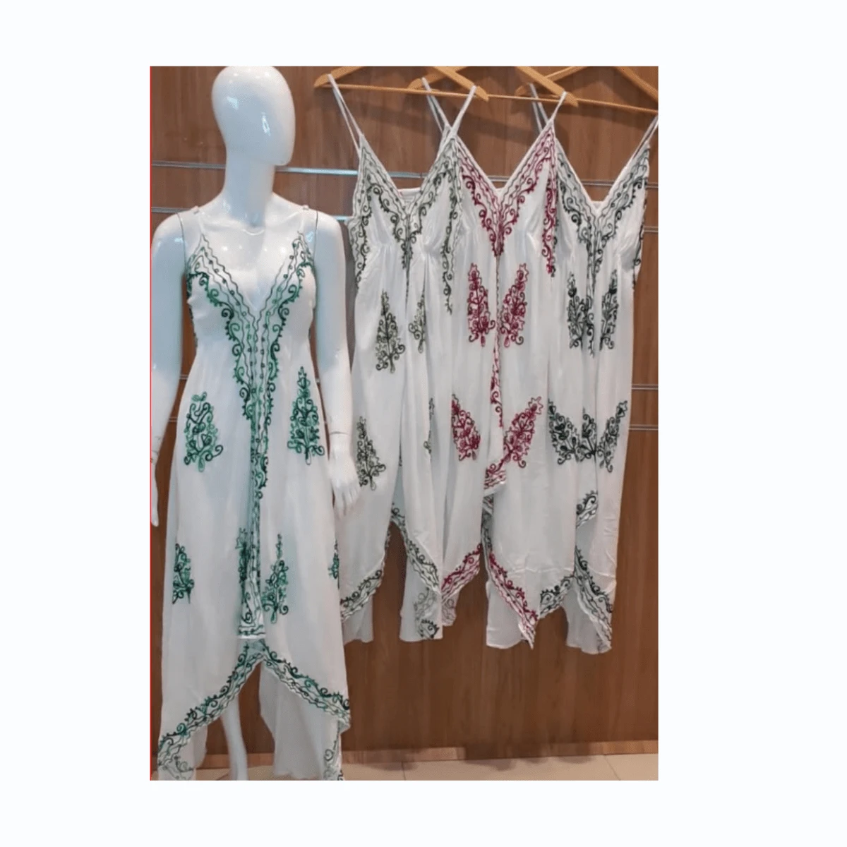 Women Dresses - 黑色 - 查看 1