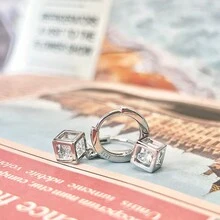 1對幾何抗過敏極簡立方鋯石耳環,非常適合女士日常佩戴和生日禮物 - 銀色 - 查看 7