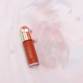 1支液體腮紅,柔滑絲綢霜狀腮紅,持久不脫妝,自然裸妝,滋潤配方