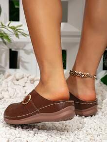 2024年歐美跨境空心軟底女鞋，肥腳寬大肥夏季新款女涼鞋，厚底拖鞋 - 棕色 - 查看 4