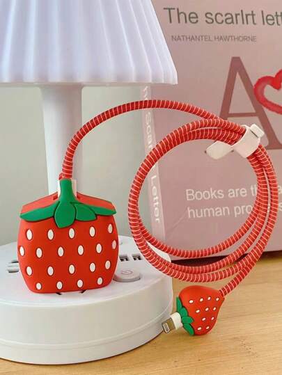 4件套 20W 草莓充电器保护套套装（1.4M 线缆整理器 + 2个充电器头保护套（大号、小号）+ 收纳夹）Nan 充电器外壳 手机配件