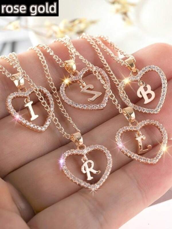 1 pieza Collar con colgante de corazón y letra de moda para mujeres, collar con dije con contorno de corazón y letras del alfabeto del A al Z, personalizable con nombre o aniversario, versátil para uso diario
