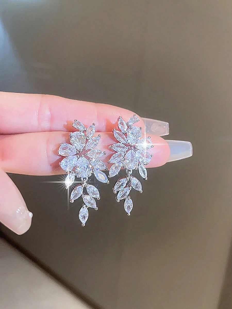 1 pereche de cercei tip zirconiu cubic de lux, decorați cu frunze, pentru femei, cadou de Ziua Îndrăgostiților, potriviți pentru purtarea zilnică și pentru cadou prietenilor, surorilor, mamei și fiicei Îndrăgostiților