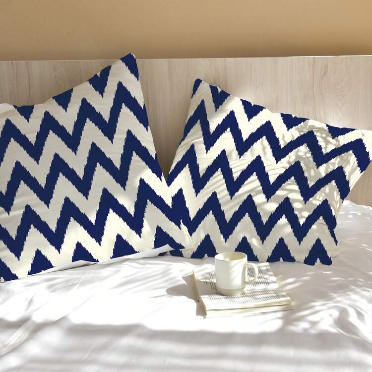 1 Pieza Funda De Almohada Cuadrada De Poliéster Impresa Digitalmente En Azul Con Diseño De Patrón De Ilusión Óptica En 3d (45*45cm/17.7*17.7inch) Para La Decoración Del Hogar, Adecuada Para Múltiples Escenas Como La Sala De Estar Y El Dormitorio. Cierre De Cremallera Oculta, Núcleo De Almohada No Incluido. - Multicolor - Añade 3