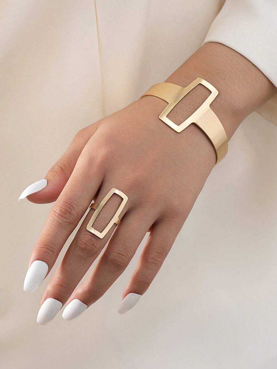 1 Set Of Fashionable Simple Geometric Square Hollow Out Open Bangle & Ring, Gift For Friends - Yellow Gold - View 1