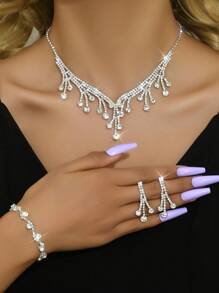 4 pièces Femme Set De Bijoux Avec À Strass Incrusté Colliers , Boucles D'oreilles , bracelets , Mariage Accessoire
