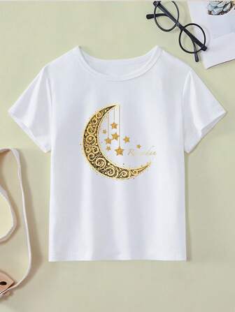 年輕女孩印花短袖t恤