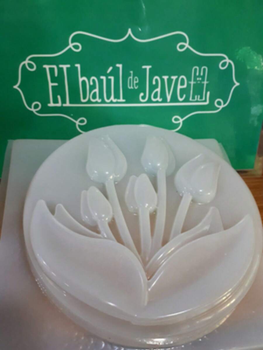 Molde para Gelatina en forma de Redondo con tulipanes. - Blanco - Ver 1