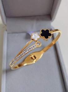 1 chiếc vòng tay bằng thép không gỉ thời trang và phổ biến tự tạo với phong cách sang trọng cao cấp, thiết kế không phổ biến, phong cách độc đáo ngọt ngào thanh lịch tinh tế tươi mới sáng tạo cá nhân hóa hình hoa năm cánh và vỏ sò đen rỗng cho phụ nữ, đeo hàng ngày hoặc làm quà tặng ngày lễ tình nhân - vòng tay kim cương hoa - Xem 13