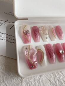 10入組長棺材形狀人造指甲,漸層粉色和鑽石裝飾,甜蜜愛心氣泡和鏈式設計,安全壓貼,可重複使用的全套指甲護理用品,適合派對、女性、學生、上班族、跳舞、日常穿著,附帶1節果凍膠和1把指甲鋪修整棒 - 彩色 - 查看 3