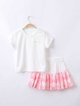 2 件套年轻女孩运动字母印花圆领短袖 T 恤和扎染拼布裙套装夏季