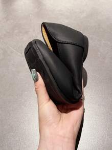 女性大尺碼 (eu 41-43) 玛丽珍平底芭蕾鞋,方頭設計,法式風情,淡雅午夜風 - 黑色 - 查看 4